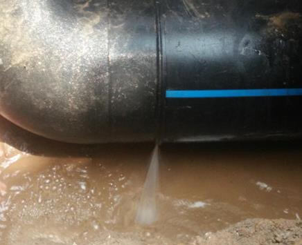 马尔康楼顶渗水维修公司为大家分享下马尔康卫生间漏水维修修补技术!